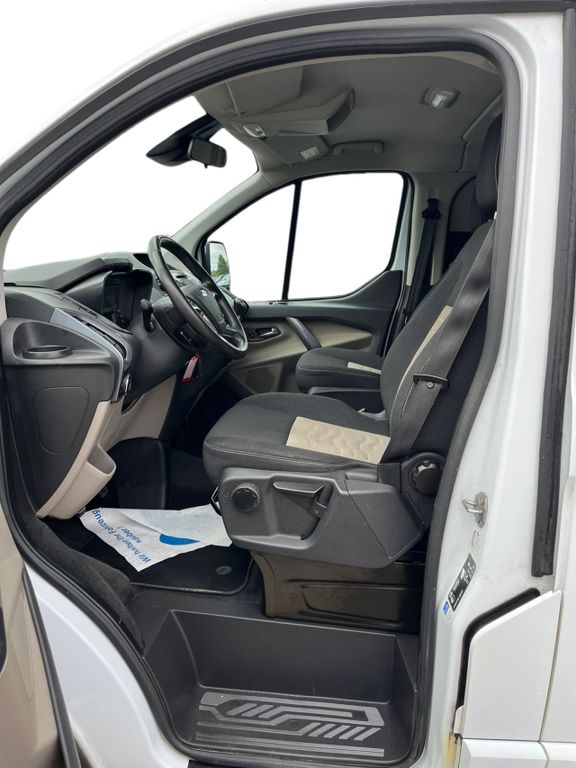 Ford Tourneo Custom 2017