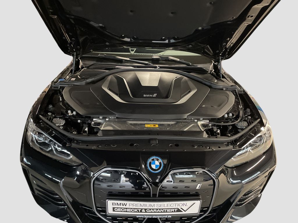 BMW i4 2023