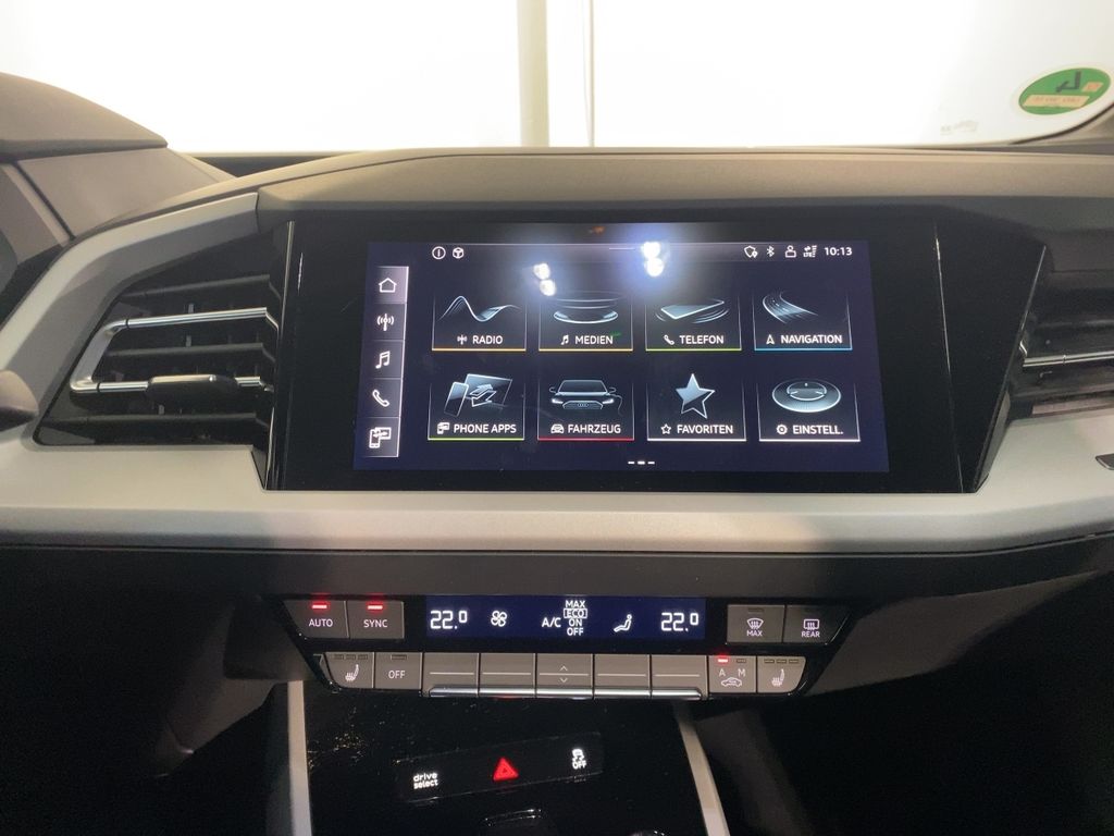 Audi Q4 2022