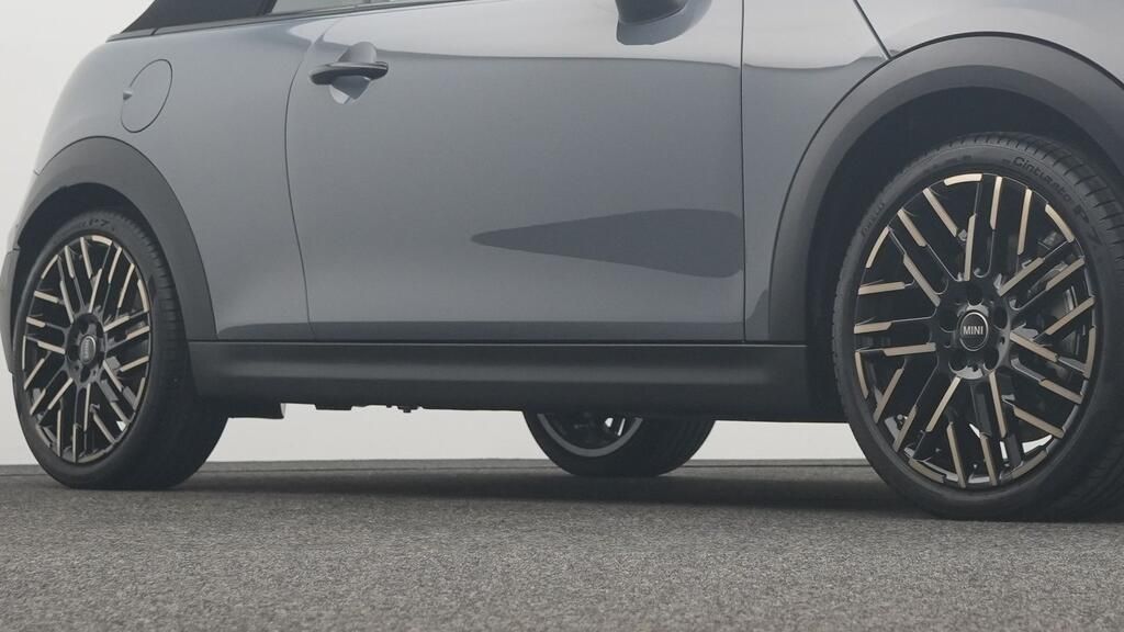 MINI Cooper Cabrio 2024