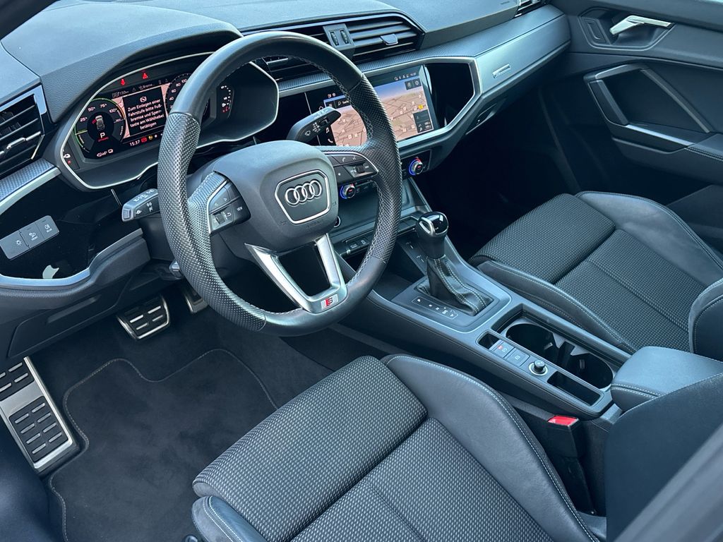 Audi Q3 2022