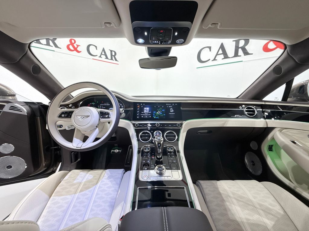 Bentley Continental GT 2025