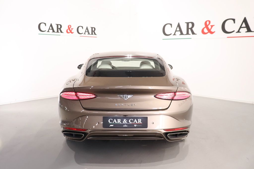 Bentley Continental GT 2025