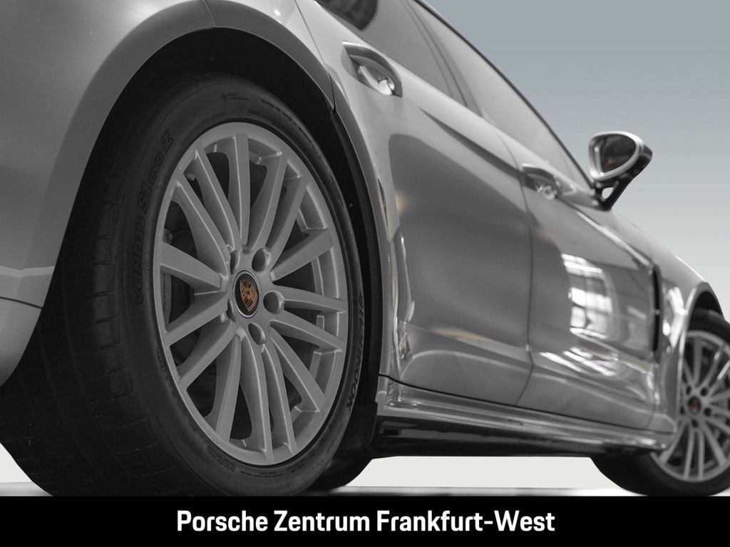 Porsche Panamera 2022