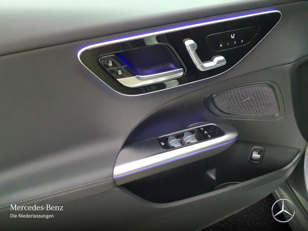 Mercedes-Benz C 300 2025