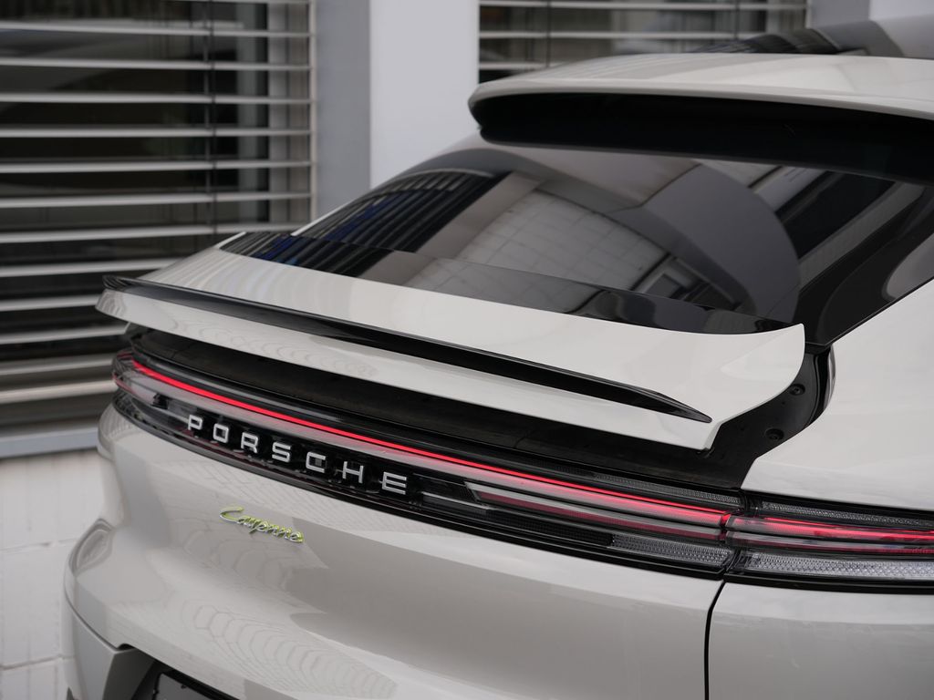 Porsche Cayenne 2024