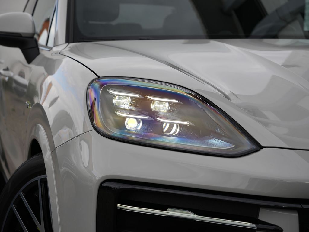 Porsche Cayenne 2024