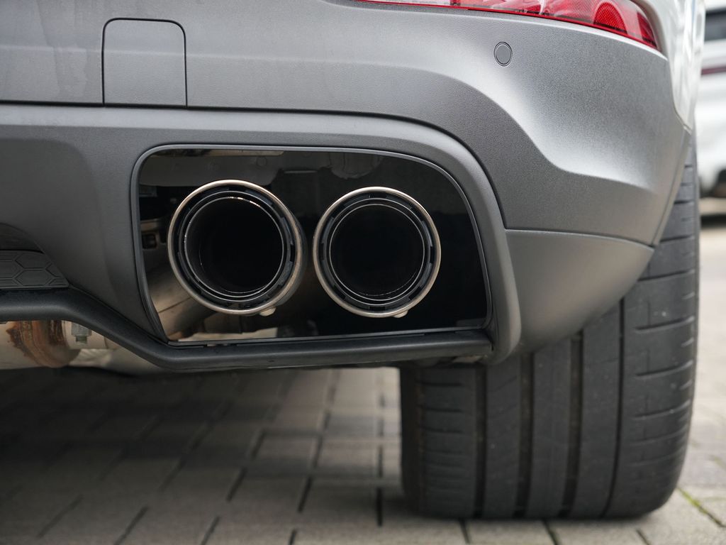 Porsche Cayenne 2024