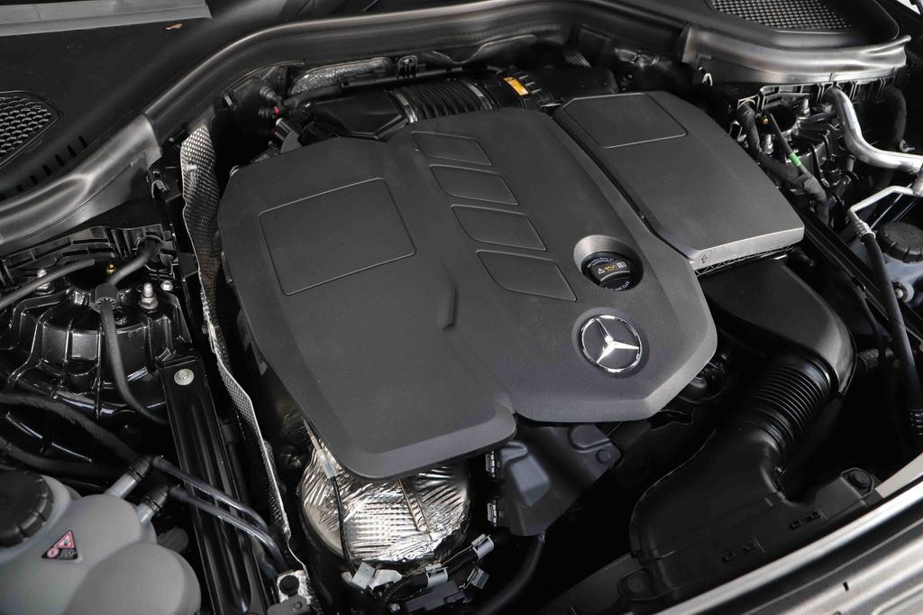 Mercedes-Benz GLC 300 2024