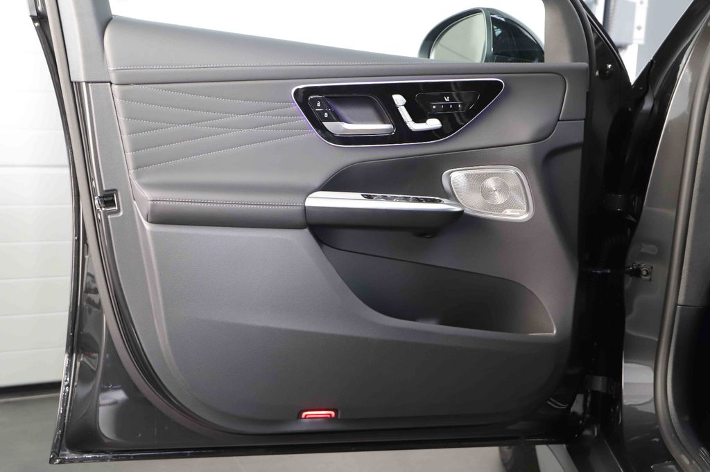 Mercedes-Benz GLC 300 2024