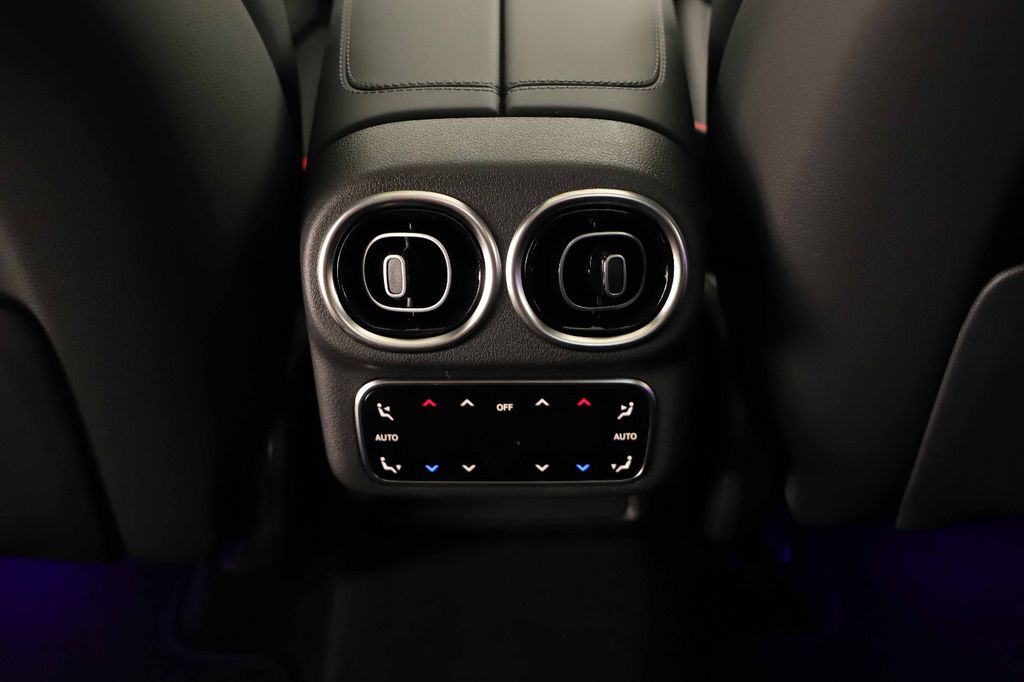 Mercedes-Benz GLC 300 2024