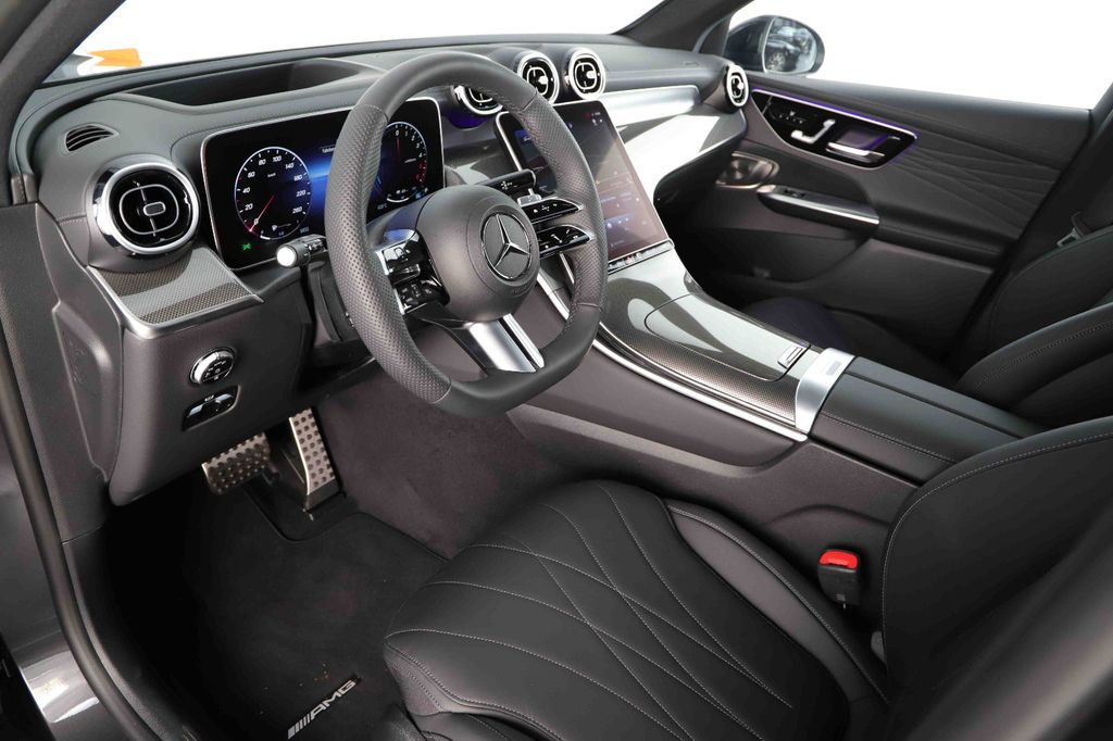 Mercedes-Benz GLC 300 2024