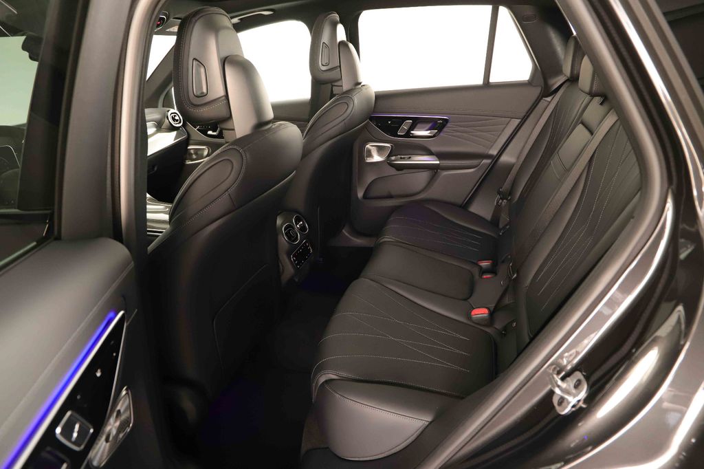 Mercedes-Benz GLC 300 2024