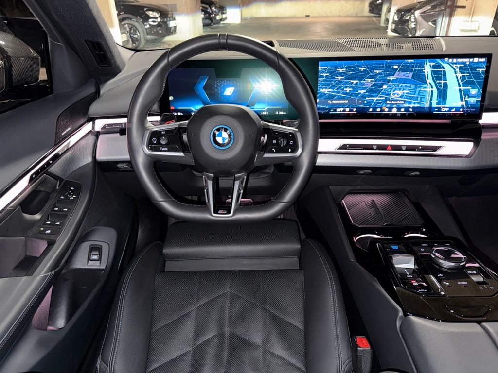 BMW i5 2025