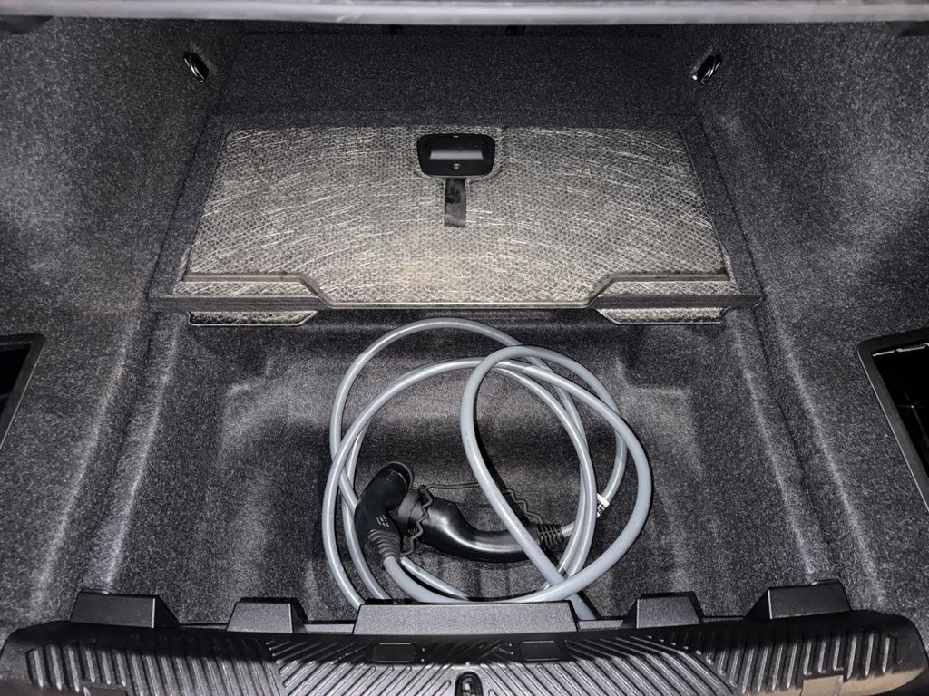 BMW i5 2025