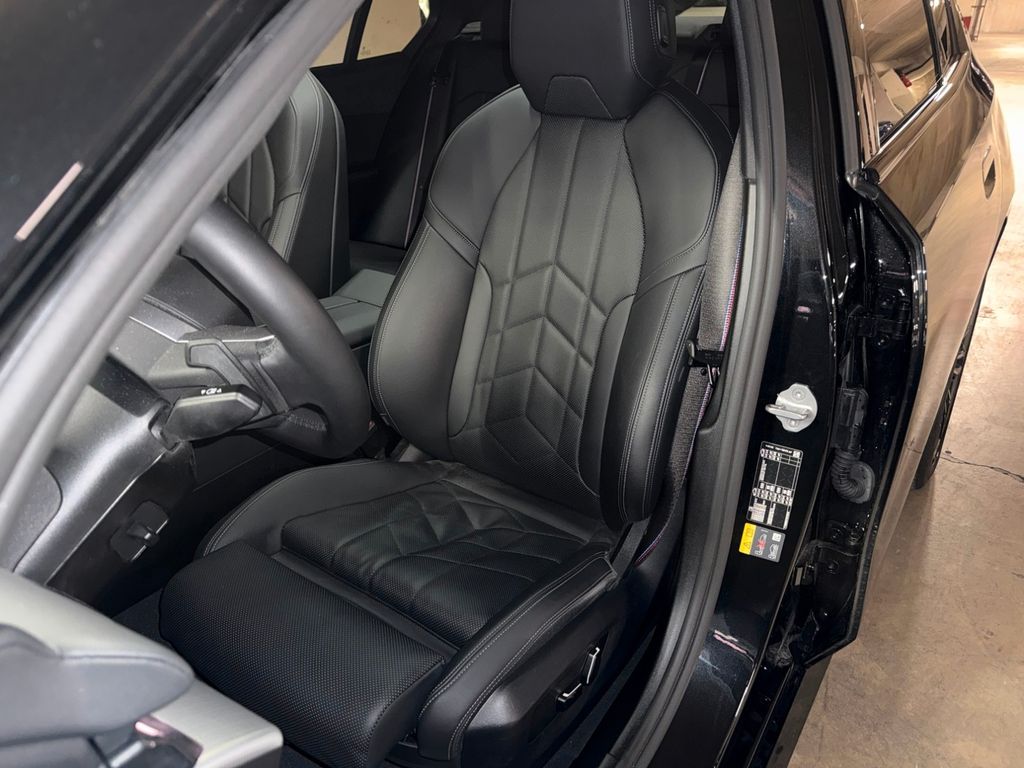 BMW i5 2025
