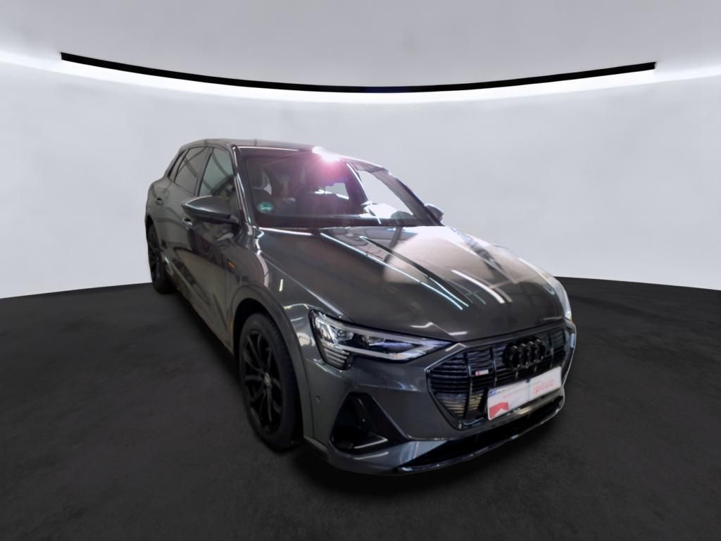 Audi e-tron 2022