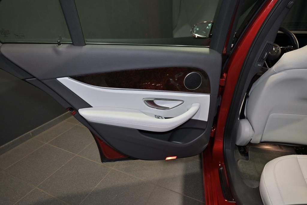 Mercedes-Benz E 300 2020