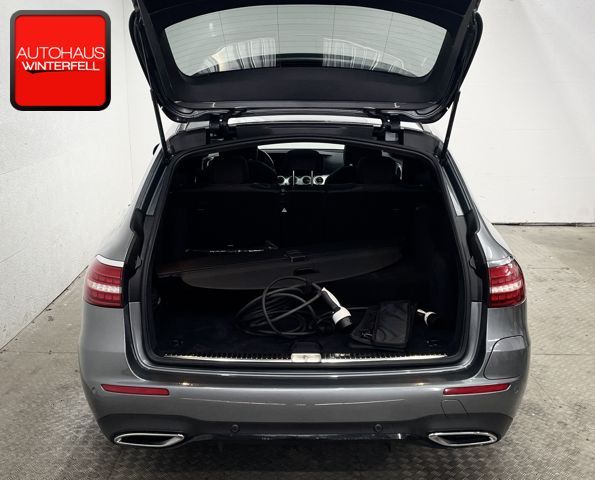 Mercedes-Benz E 300 2022