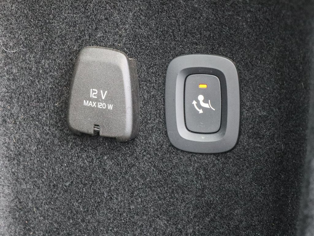 Volvo V60 2021