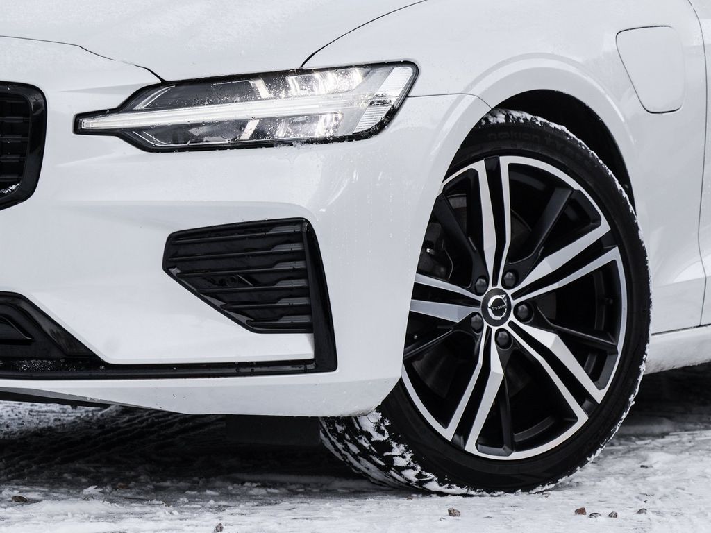 Volvo V60 2021
