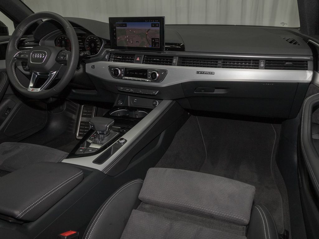 Audi A4 2025