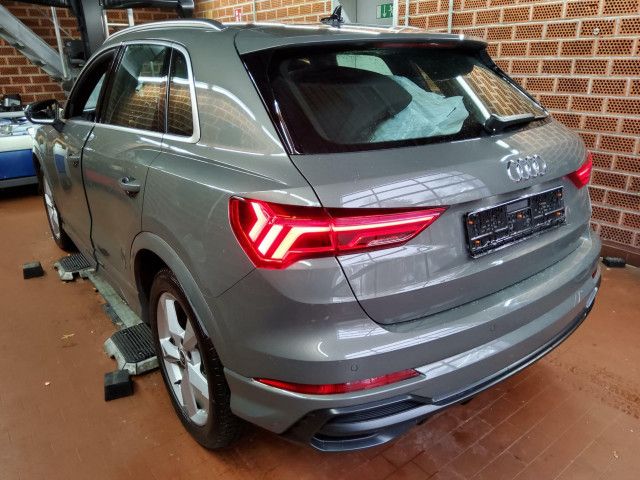 Audi Q3 2021