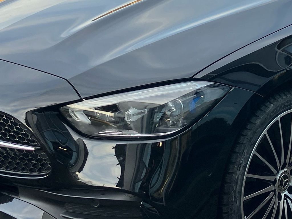 Mercedes-Benz C 220 2025