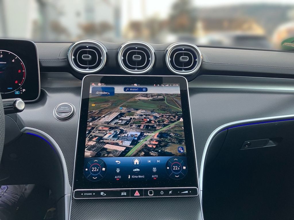 Mercedes-Benz C 220 2025