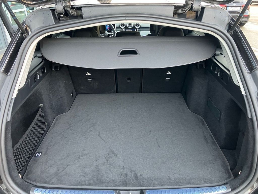 Mercedes-Benz C 220 2025