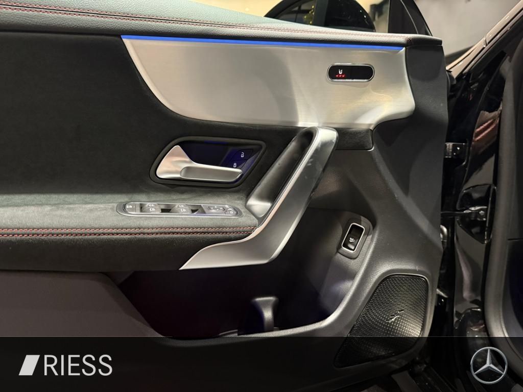 Mercedes-Benz CLA 200 2026