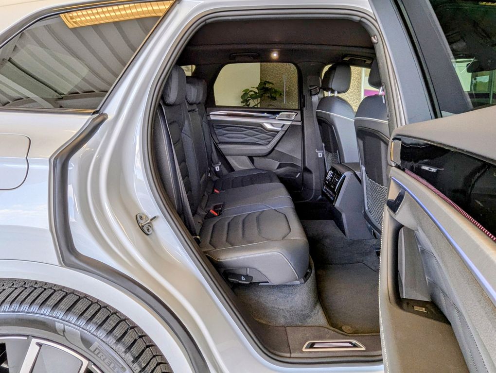 Volkswagen Touareg 2025