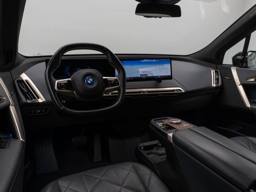 BMW iX 2022