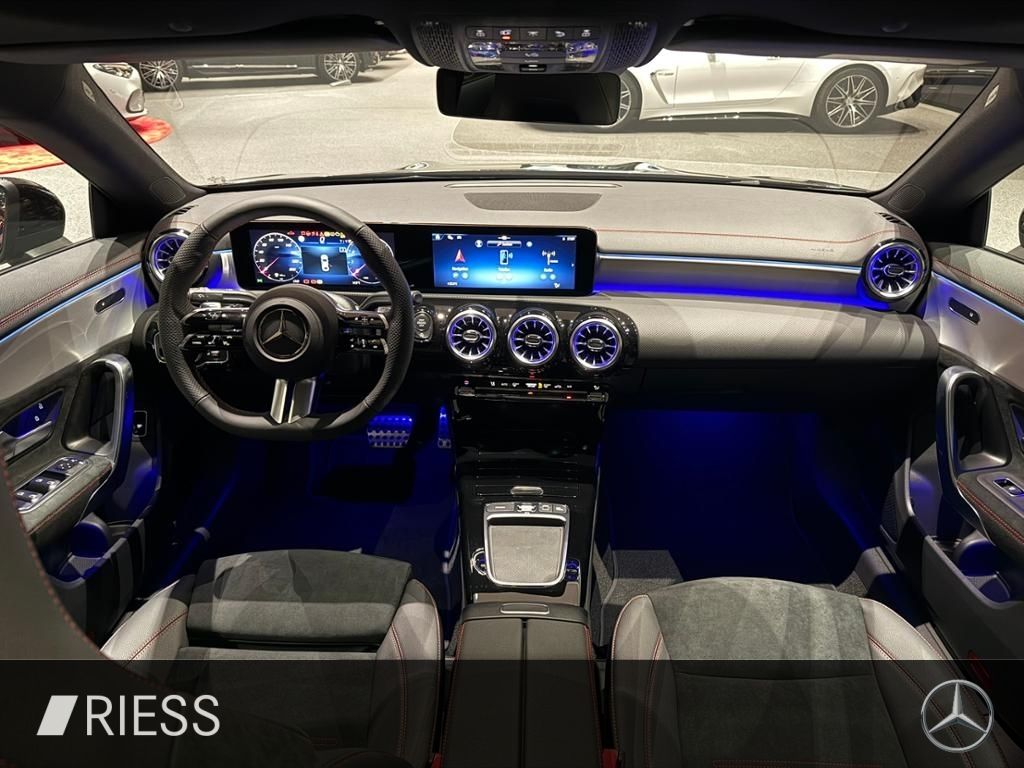 Mercedes-Benz CLA 200 2026