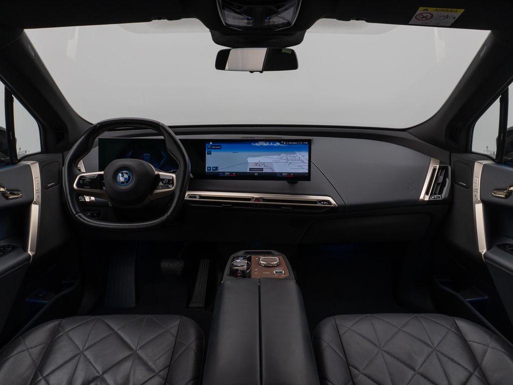 BMW iX 2022