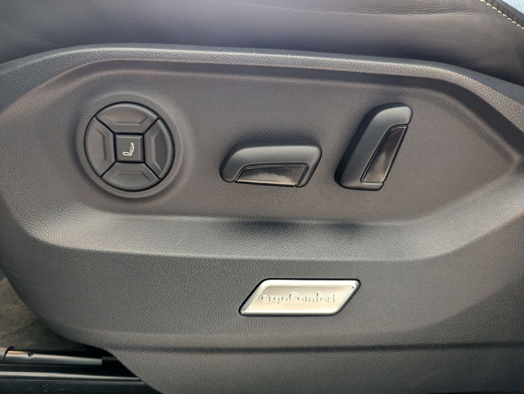 Volkswagen Touareg 2025