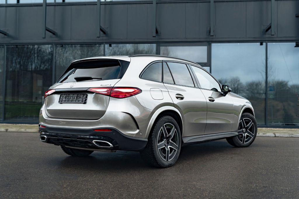 Mercedes-Benz GLC 300 2023