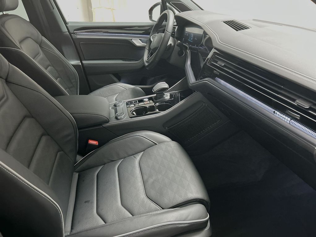 Volkswagen Touareg 2025