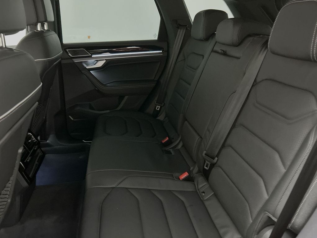 Volkswagen Touareg 2025