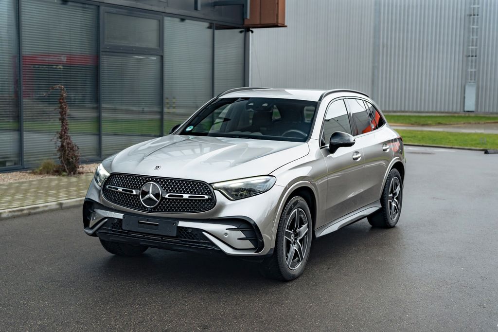 Mercedes-Benz GLC 300 2023