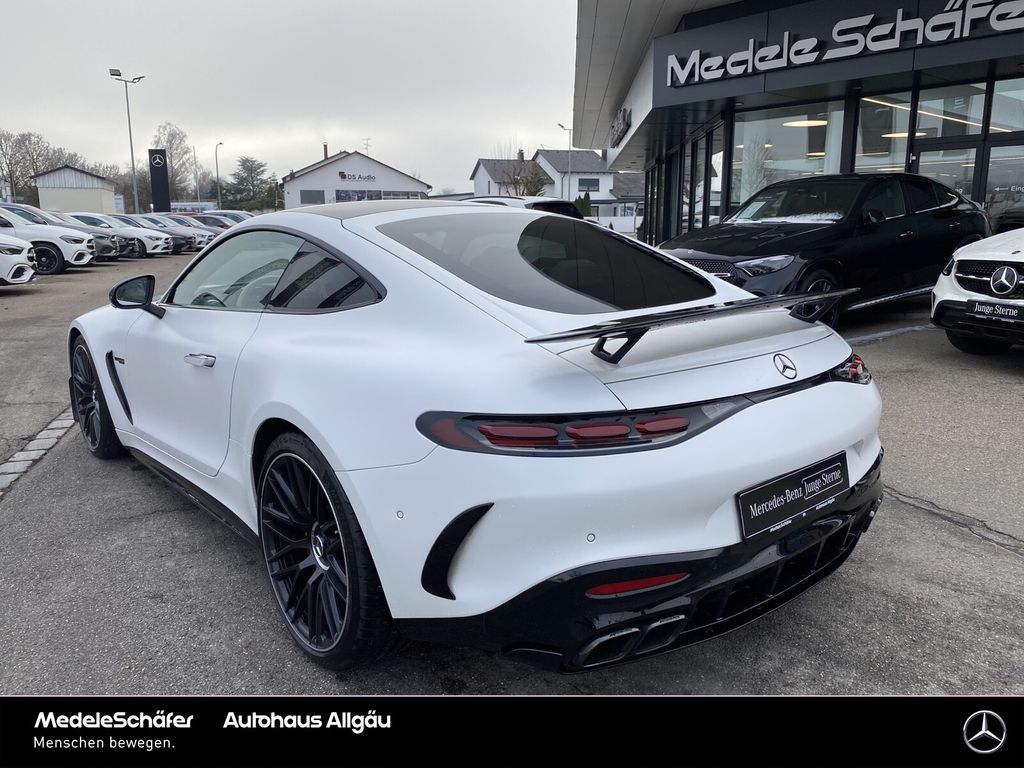 Mercedes-Benz AMG GT 2025