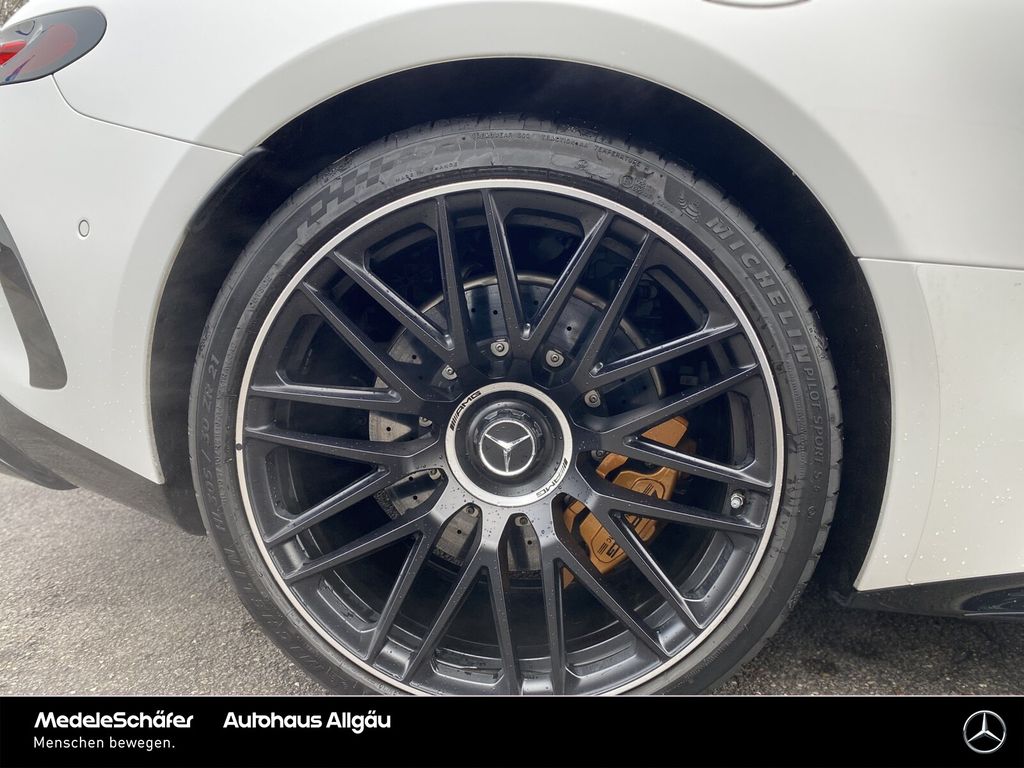 Mercedes-Benz AMG GT 2025
