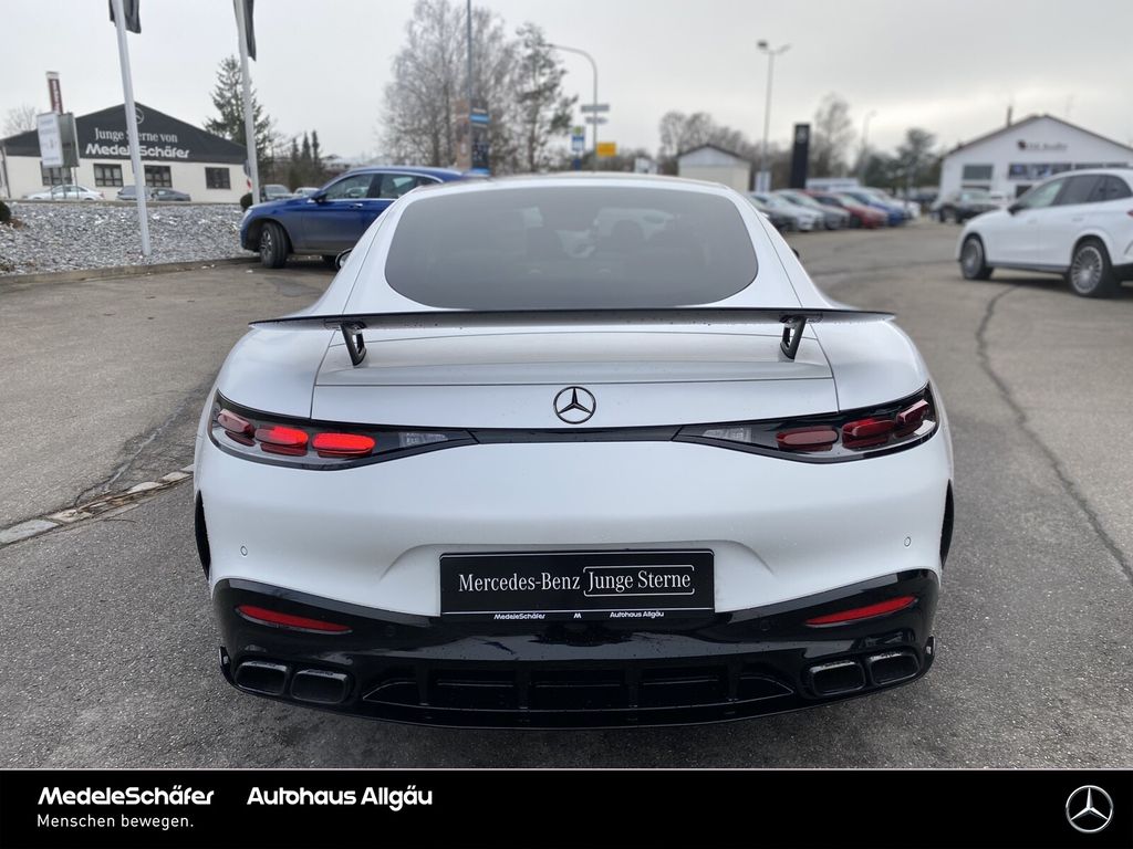 Mercedes-Benz AMG GT 2025