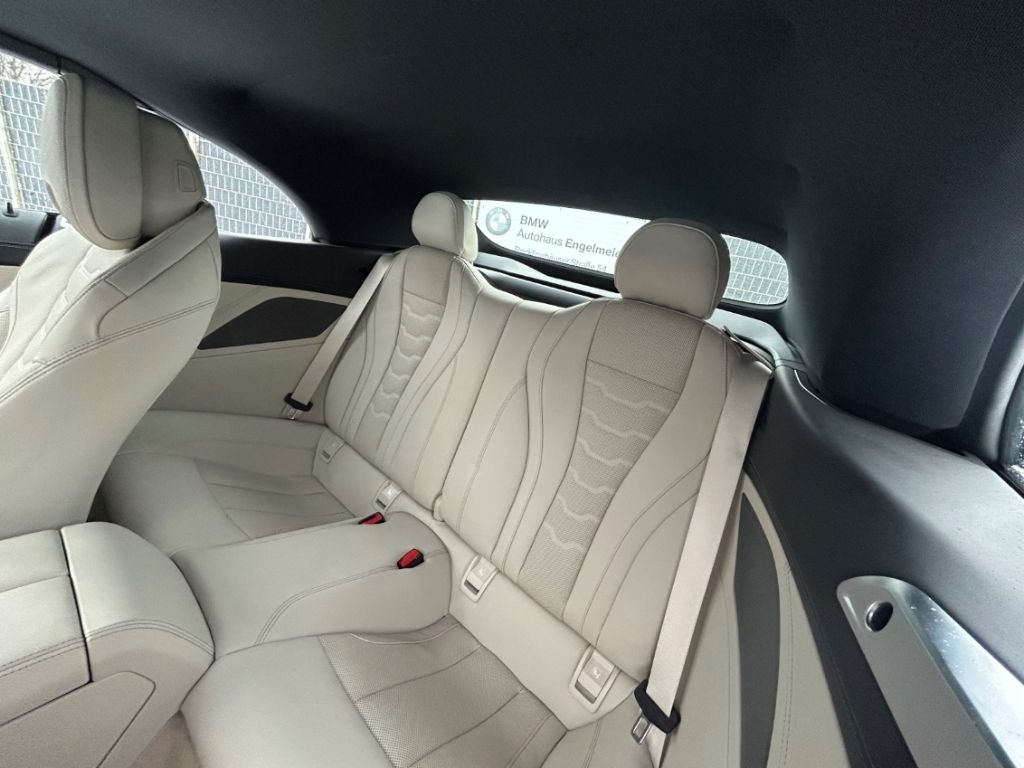 BMW 840 2025