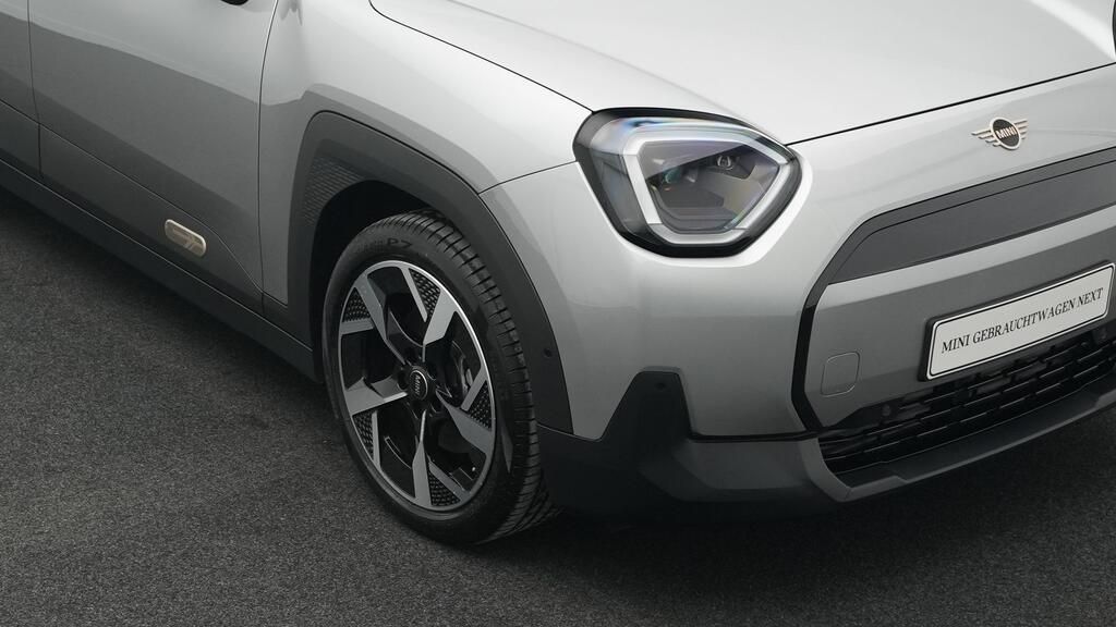 MINI Aceman 2024