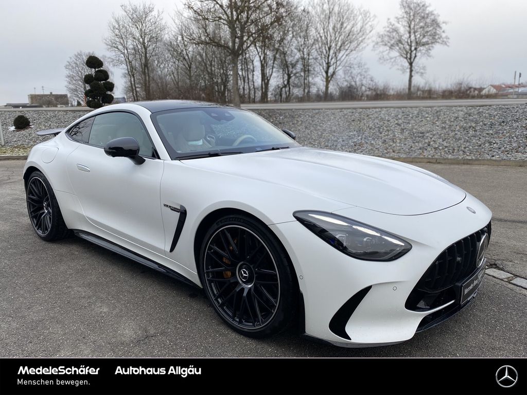 Mercedes-Benz AMG GT 2025
