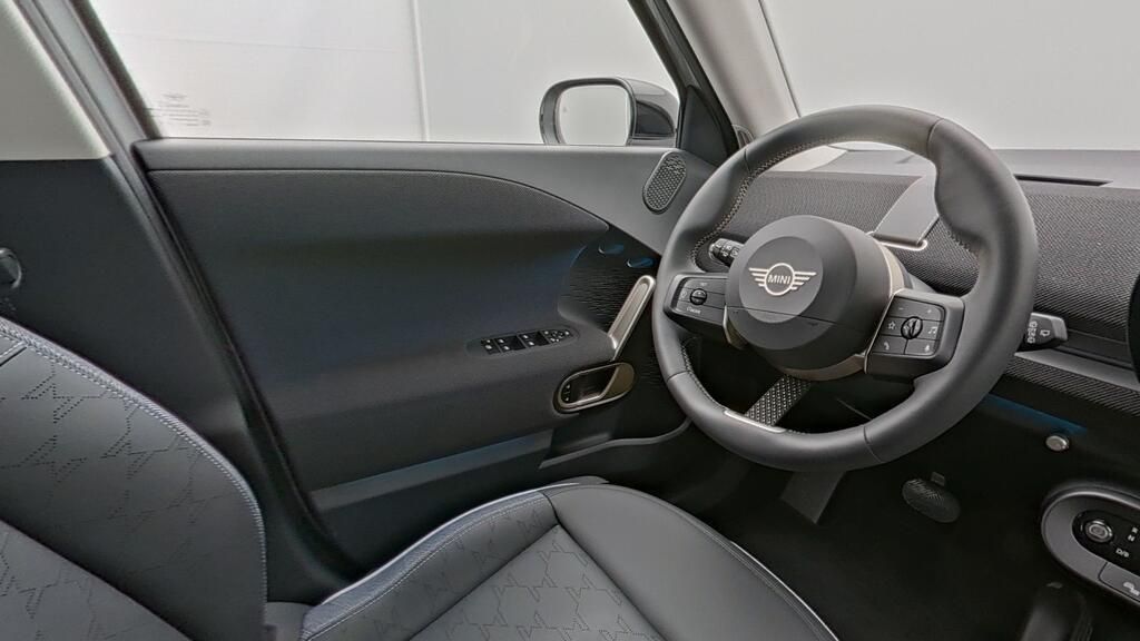 MINI Aceman 2024