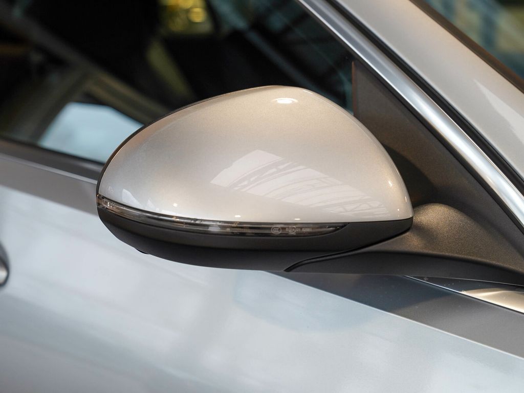 Mercedes-Benz C 220 2025