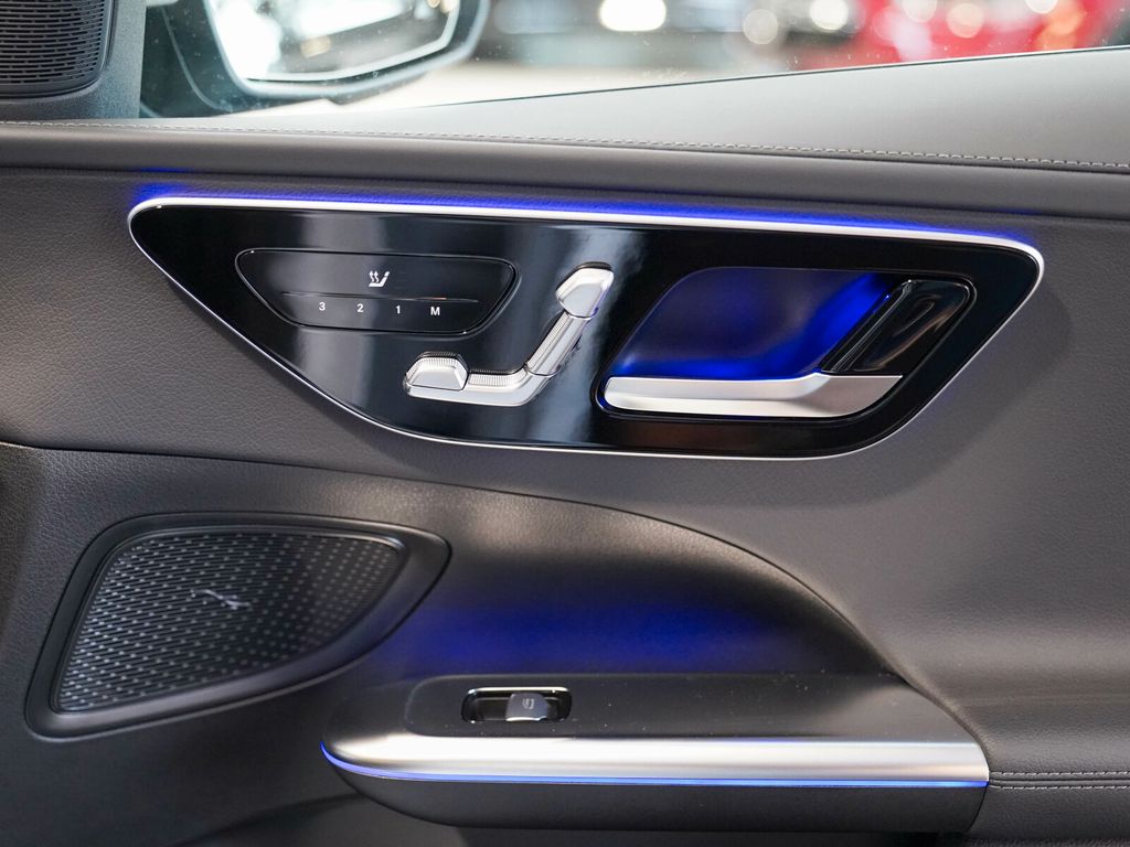 Mercedes-Benz C 220 2025