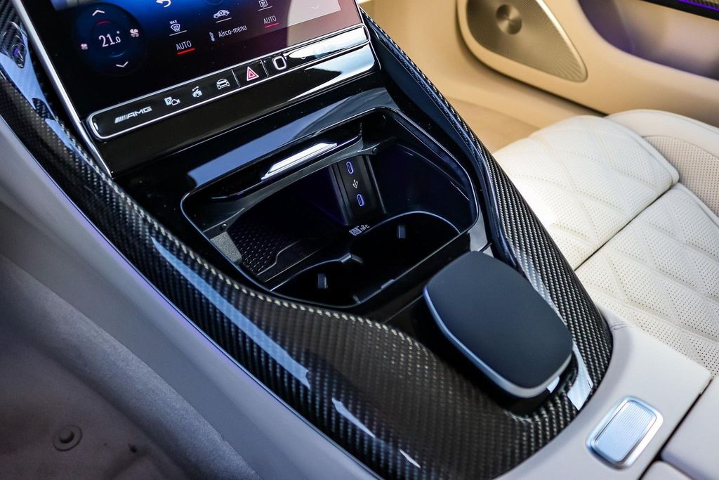 Mercedes-Benz SL 63 AMG 2025